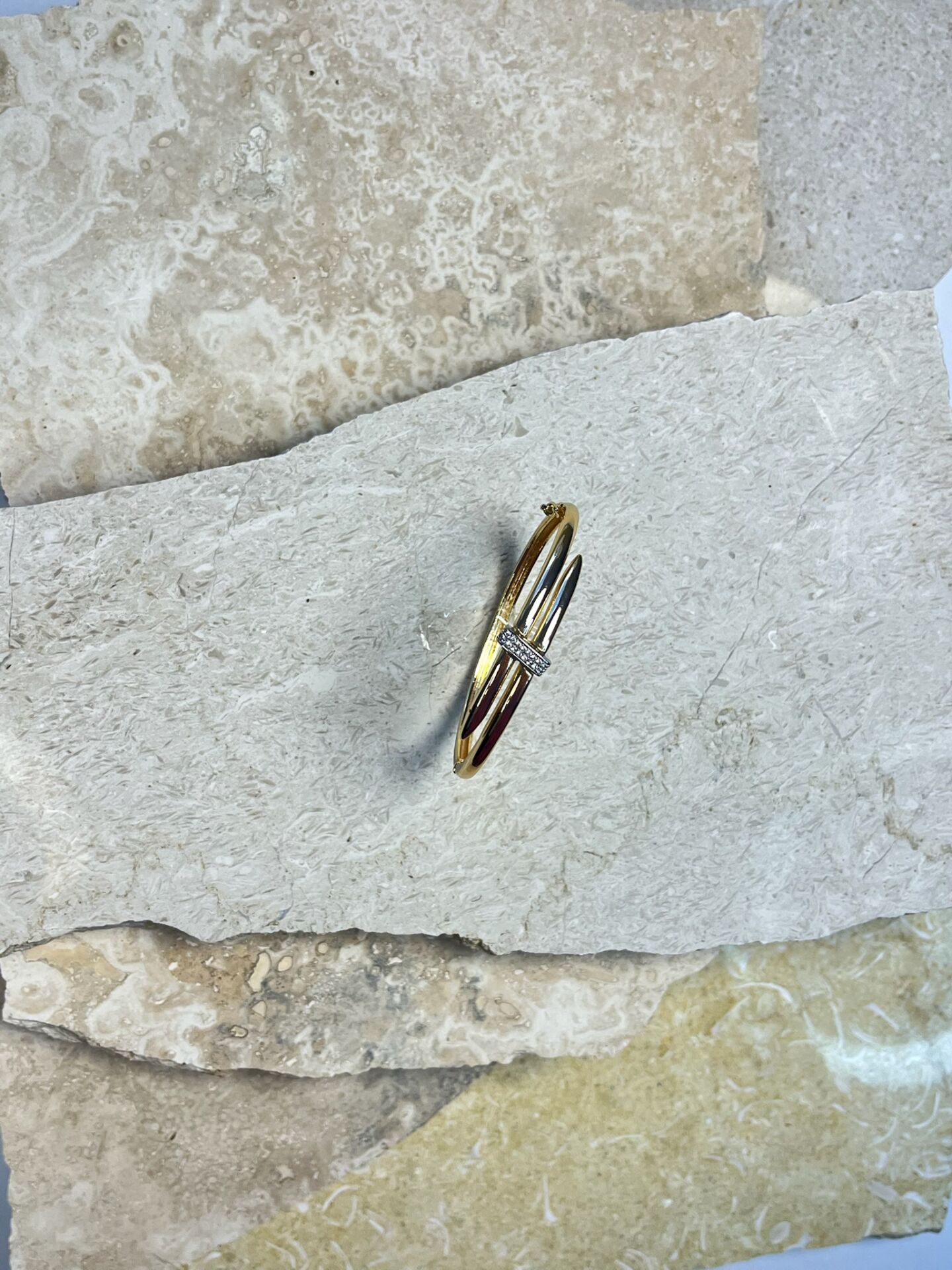 Premium Altın Kaplama Kelepçe | VIP Özel Seri | Xuping Tarzı Işıltı | Gold Renk