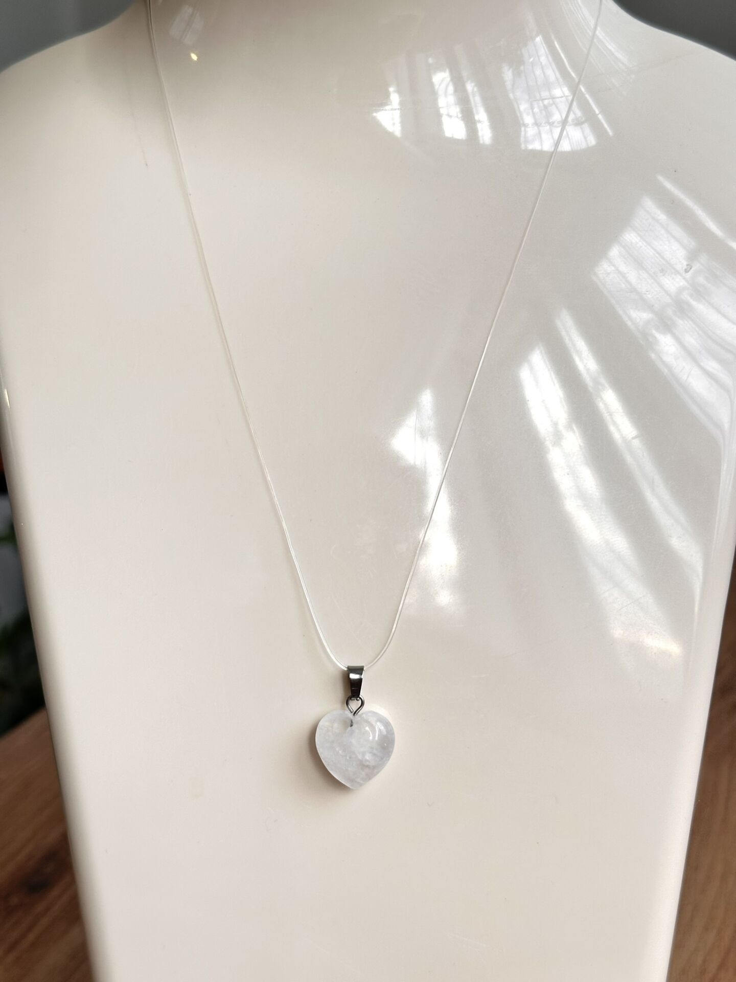 Hayalet Kolye - Beyaz Kuvars Doğal Taş Kalp | VIP Özel Seri | Silver Renk - 40 Cm