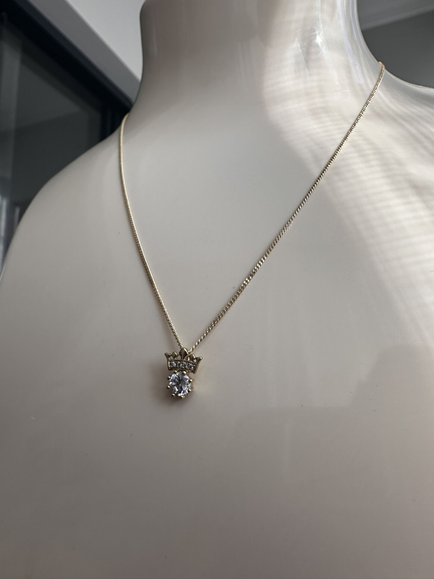 Taçlı Tektaş Altın Kaplama Kolye | VIP Özel Seri | Xuping Logolu - 40 Cm